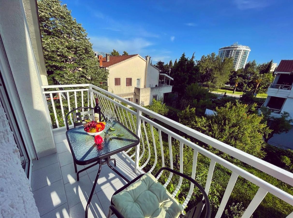 Apartmani Agi Budva Bagian luar foto